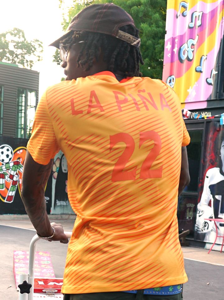 la piña fútbol jersey